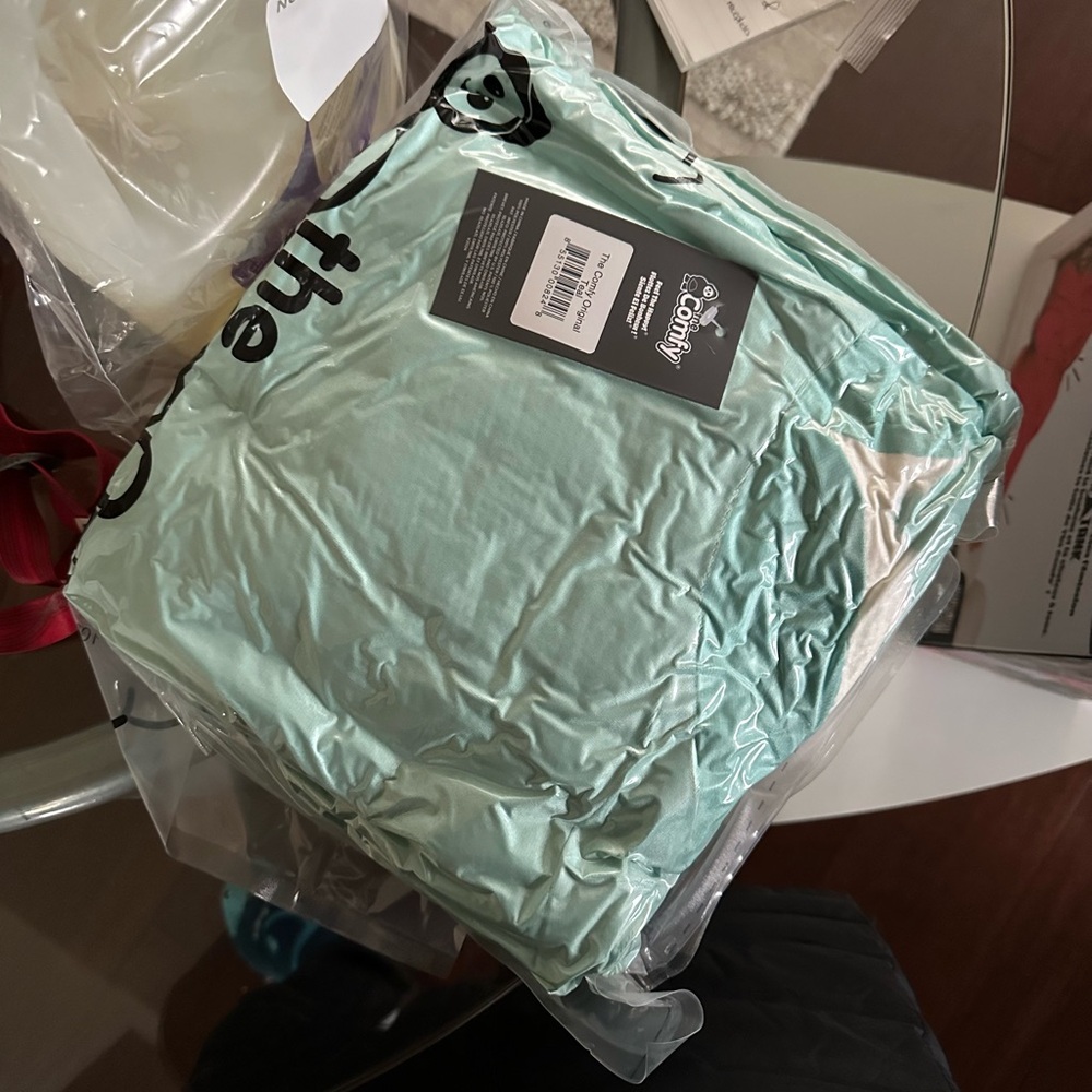 The Comfy Wearable Blanket with Sherpa Lining in Teal